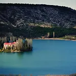 Apartament Tanya