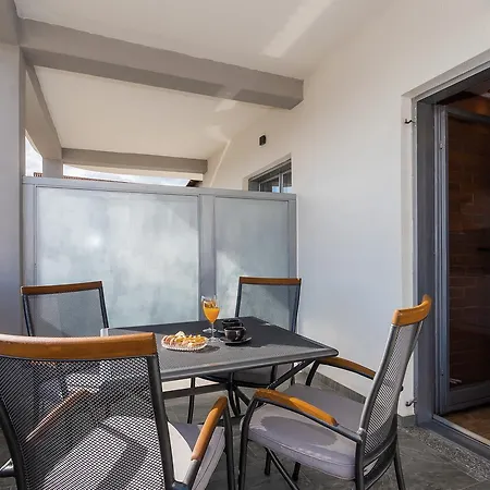 Tanya Apartment