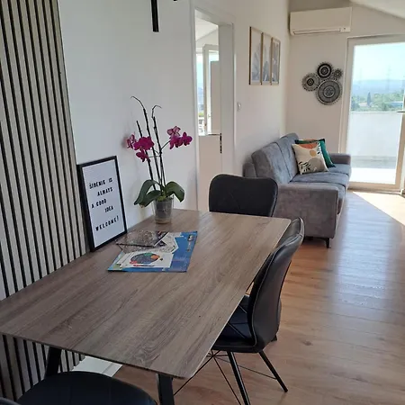 Appartement Tanya Šibenik